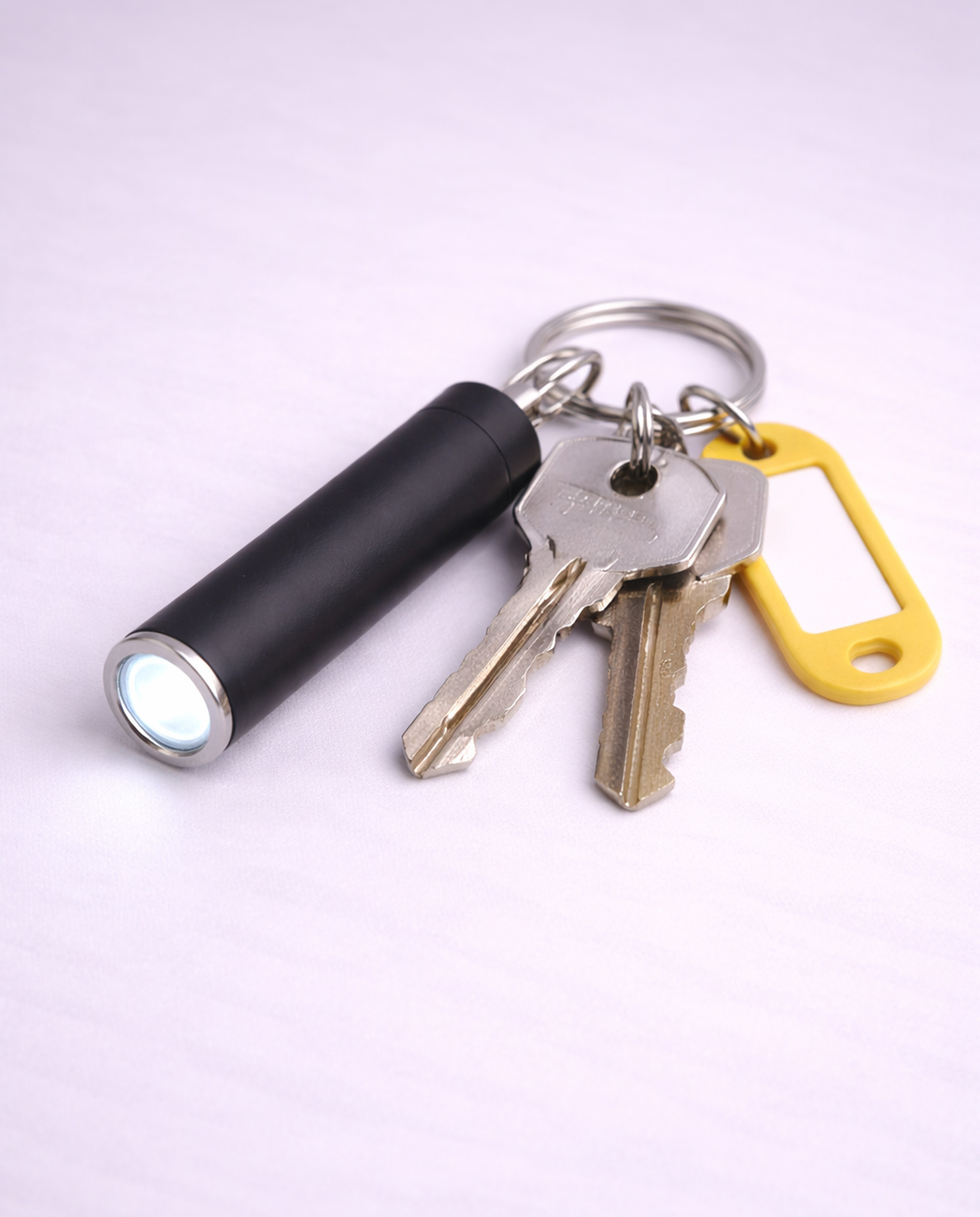 MT13 - Llavero Mini Linterna LED - Imagen 3