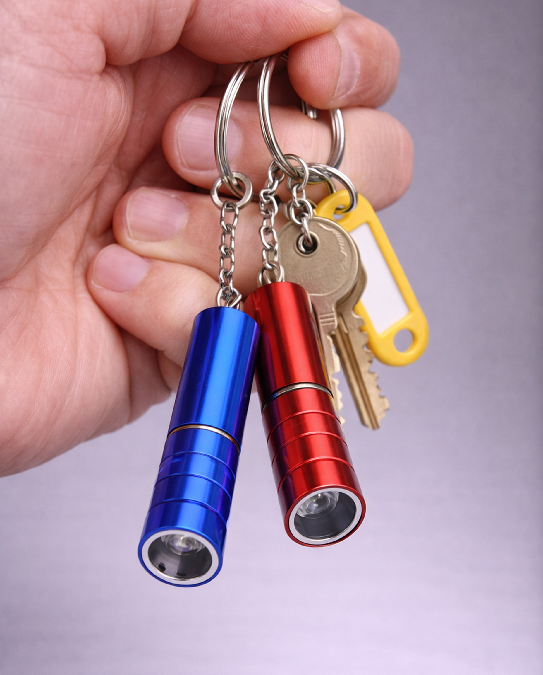 MT16 - Llavero Linterna LED - Imagen 3
