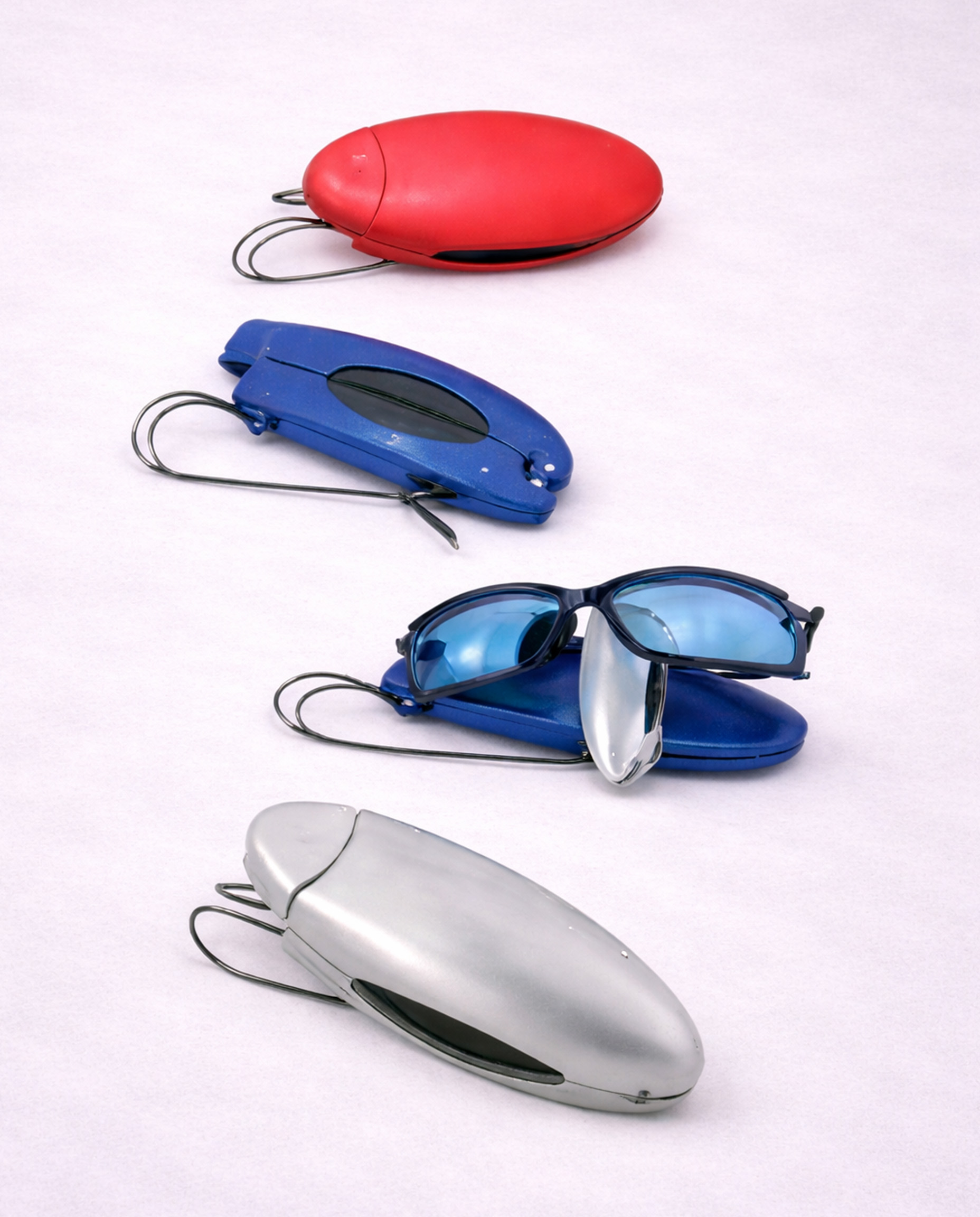 MV03 - Clip Porta Lente