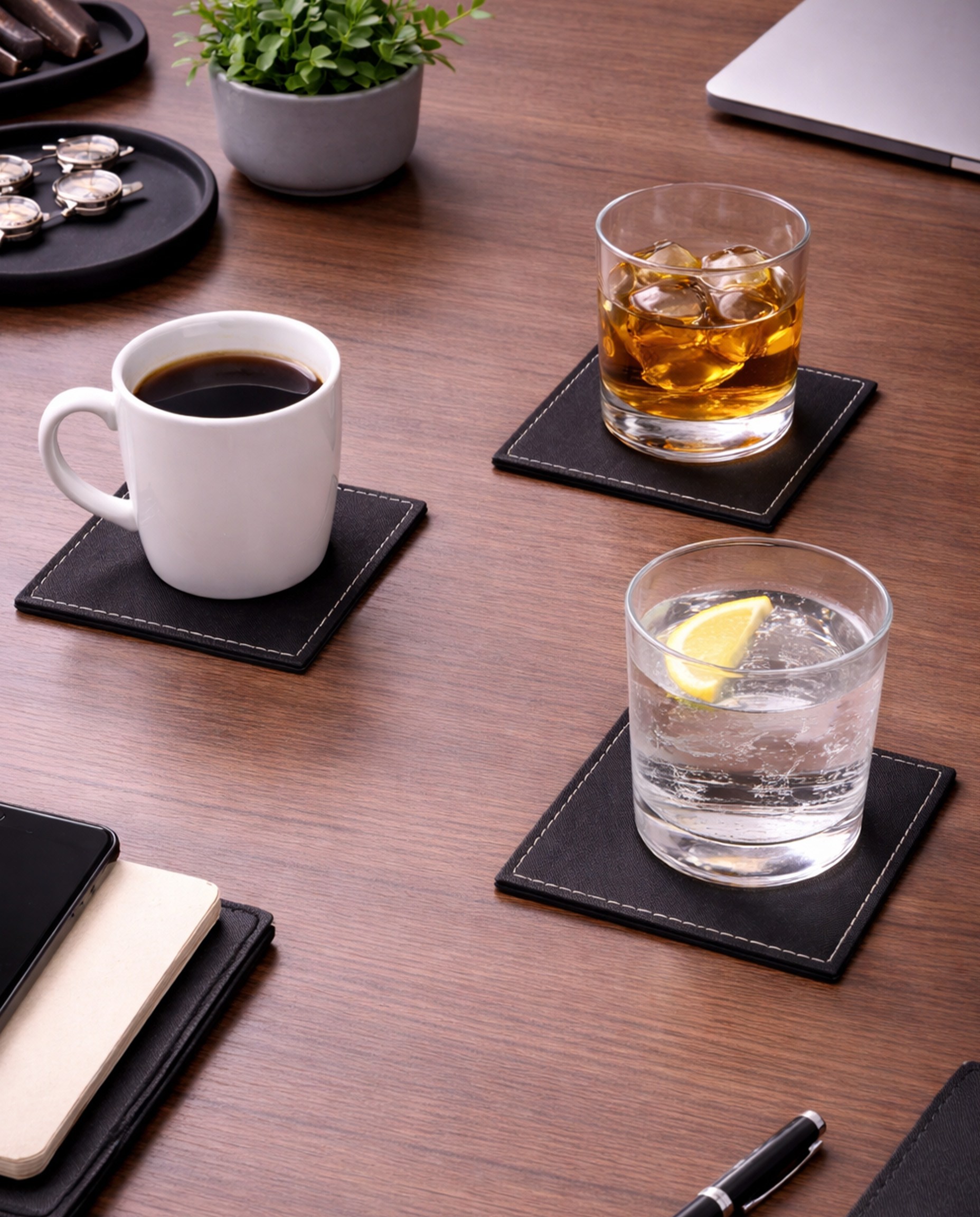 MC10 - Posavasos de Cuero - Imagen 2